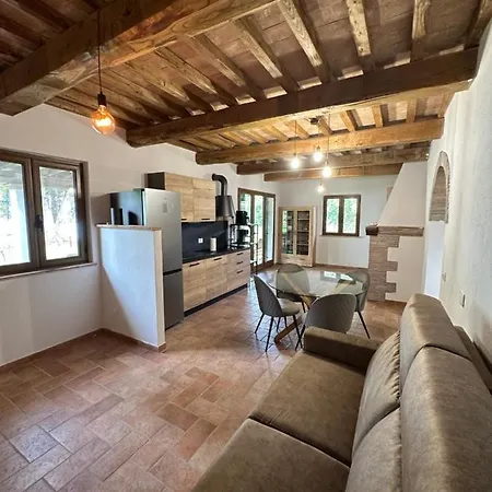 Villa Agriturismo Iride *